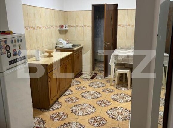 Apartament de închiriat 3 camere Central - 182976AI | BLITZ Târgu Jiu | Poza1