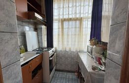 Apartament 2 camere, decomandat, zona Mall