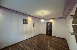 Apartament 2 camere decomandat, zona Hotel Anna