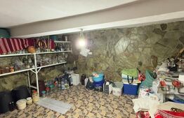 Casa de vanzare, la 10 km de orasul Targu Jiu