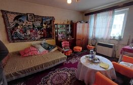 Apartament 3 camere, 46 mp, zona Plopilor
