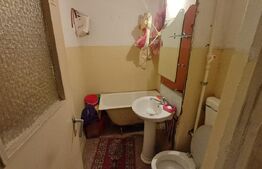 Apartament 3 camere, 46 mp, zona Plopilor