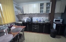 Apartament 3 camere, 68 mp, zona 9 Mai - Aleea Teilor