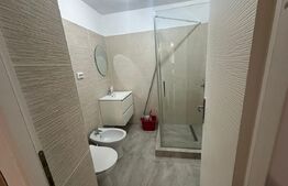 Apartament 2 camere, decomandat, zona Mall