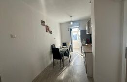 Apartament 2 camere, decomandat, zona Mall
