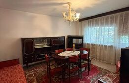 Apartament cu 3 camere, etajul 1, decomanat