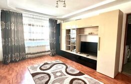 Apartament 3 camere , etaj 1, zona Teilor 