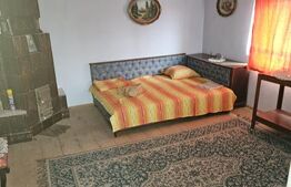 Casa plan parter plus etaj, cu 3 camere, 158 mp si 6300 mp teren, zona Balcesti