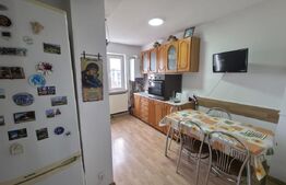 Apartament 4 camere, decomandat, 80 mp