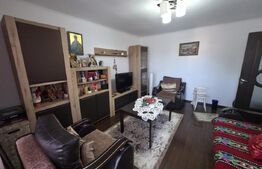 Apartament 4 camere, decomandat, 80 mp