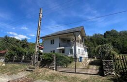 🏡 Casă spațioasă 250 mp + teren generos 1650 mp în zona Crasna 
