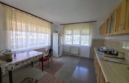 Casa cu suprafata de 395 mp - Com. Arcani sat Sanatesti