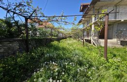 Casa cu suprafata de 395 mp - Com. Arcani sat Sanatesti