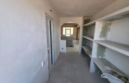 Casa cu suprafata de 395 mp - Com. Arcani sat Sanatesti
