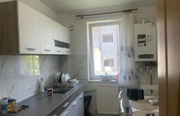 Apartament 2 camere, decomandat, zona centrala