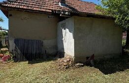Casa cu teren 1100 mp și hala în curte, sat Cârbești
