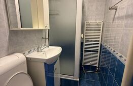 Apartament 3 camere, decomandat, etajul 3, zona 9 Mai