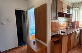 Apartament 3 camere, decomandat, etajul 3, zona 9 Mai