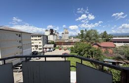 Garsonieră 32 mp, etaj 3, zona Artego 