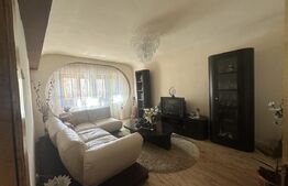 Apartament 4 camere decomandat, 82 mp, zona Centrala 