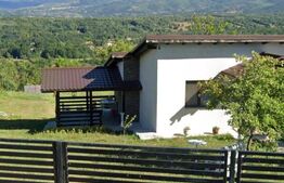 Casa de vanzare, 3 camere, 80 mp - zona linistita langa padure 