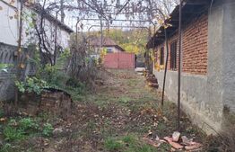 Casa batraneasca si 1320 mp teren, zona Barbatesti