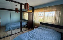 Apartament cu 4 camere, decomandat, zona 9 Mai