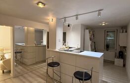 Apartament 3 camere, decomandat, zona Centrala