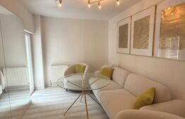Apartament 3 camere, decomandat, zona Centrala