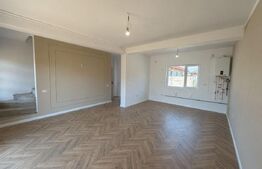 Apartament 3 camere, 2 bai, curte proprie, zona Panduri 