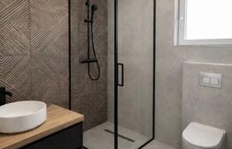 Apartament 3 camere, 2 bai, curte proprie, zona Panduri