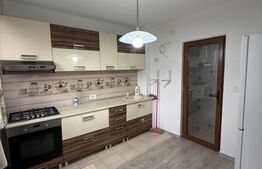 Apartament 4 camere, 78 mp, zona centrală, Et 3