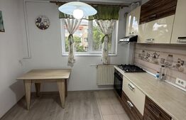 Apartament 4 camere, 78 mp, zona centrală, Et 3