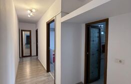 Apartament 4 camere, 78 mp, zona centrală, Et 3
