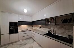 Casa de vanzare sau inchiriere, 7 camere, 315 mp, zona - Sisesti