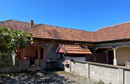 Casa de vanzare, 5 camere, 146 mp, zona TURCINESTI