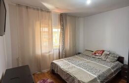 Apartament 3 camere, decomandat, zona Centrală