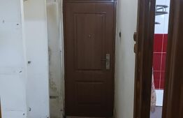 Garsoniera, etaj 1, Comuna din Paris 