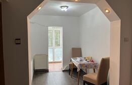 Apartament de inchiriat, 3 camere, zona Mall