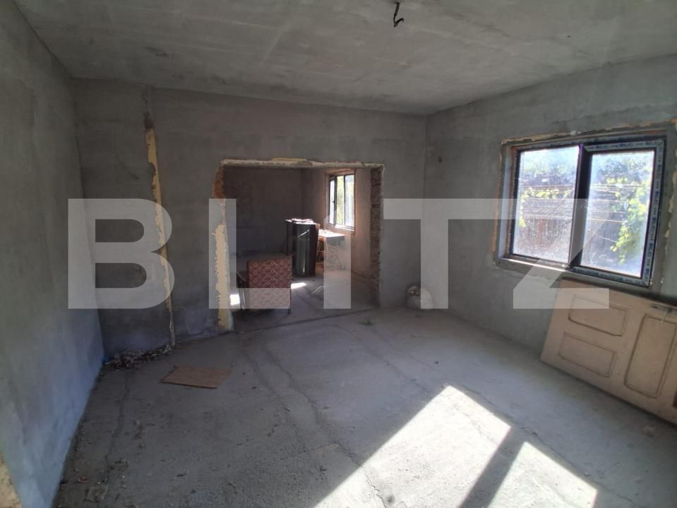 Casa de vânzare 4 camere Exterior Vest - 207375CV | BLITZ Târgu Jiu | Poza3