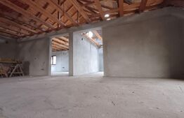 Casă de vânzare, 196 mp, zona Nord-Vest