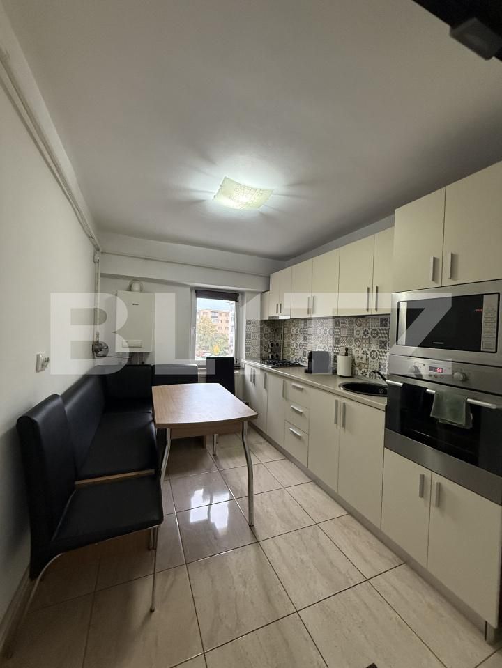 Apartament de închiriat 3 camere Central - 208191AI | BLITZ Târgu Jiu | Poza2