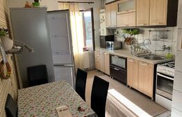 Apartament 3 camere, 72 mp, balcon, Tudor 