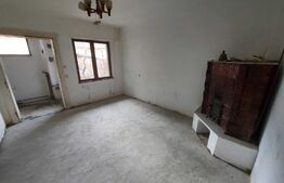 Casa cu 2 camere, 50 mp, teren 600 mp, Ultracentral