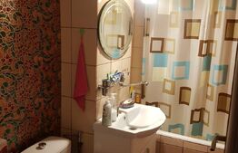 Apartament de 3 camere, decomandat, etaj intermediar, 65 mp, zona Tudor