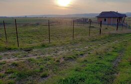 Teren intravilan, 900 mp, Exterior Vest Ernei