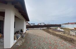 Casa spatioasa, 4 camere, 136 mp si teren 900 mp, Nazna 