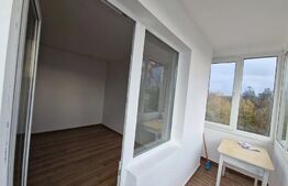 Apartament cu 2 camere, 54 mp, decomandat, ultimul etaj, Unirii