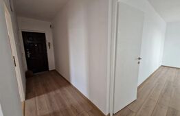 Apartament cu 2 camere, 54 mp, decomandat, ultimul etaj, Unirii