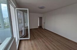Apartament cu 2 camere, 54 mp, decomandat, ultimul etaj, Unirii